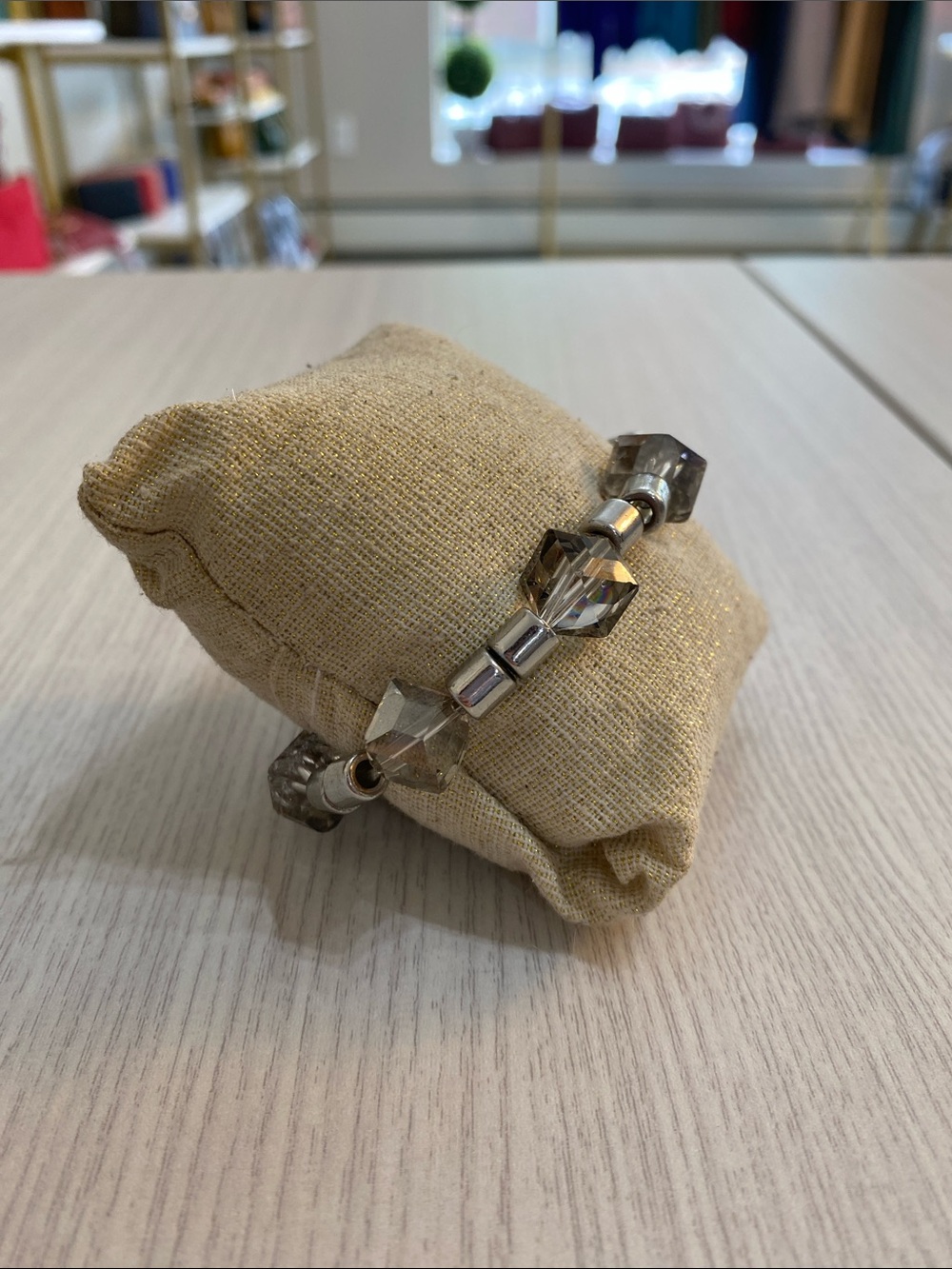 Shell beaded bracelet - Picture 2 of 4